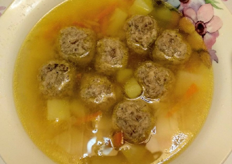 Суп с рыбными фрикадельками
