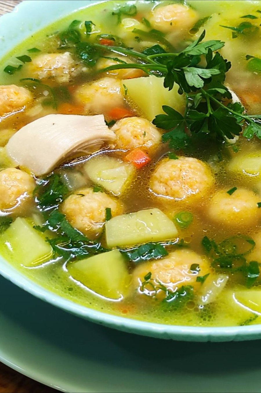 Куриный суп с сырными шариками