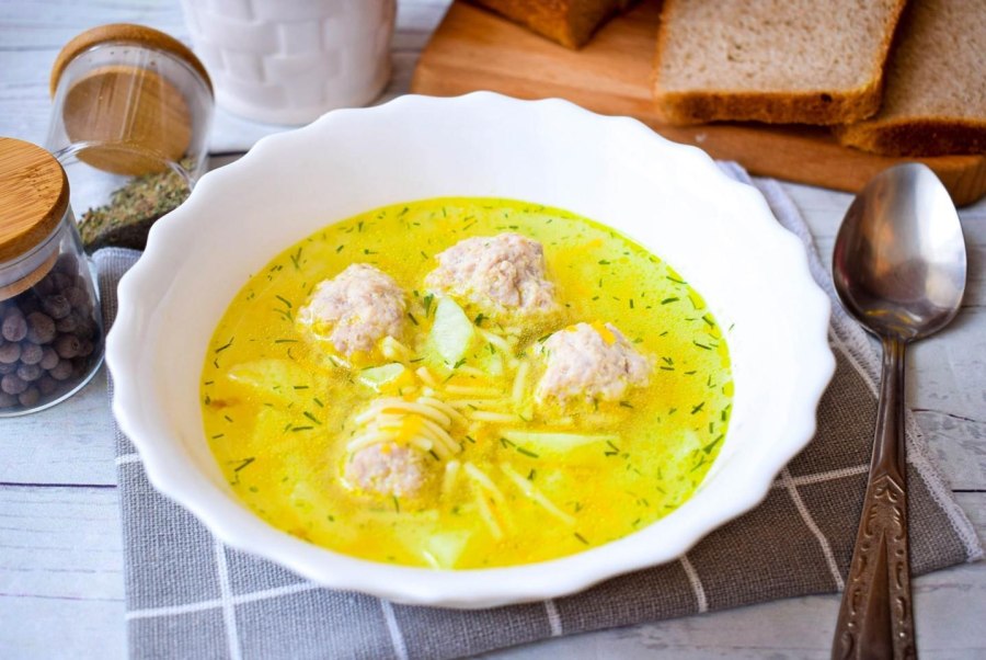 Суп с сырными шариками
