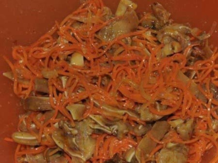 Уши по-корейски в домашних