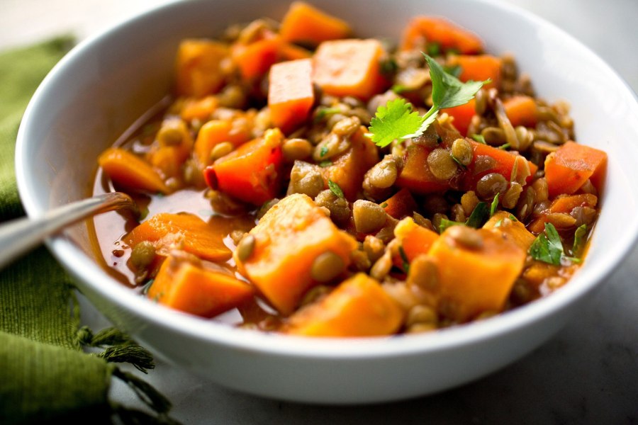 Тушёные кабачки с овощами