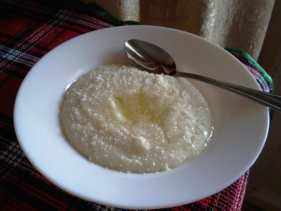 Штрейзель с кокосовой стружкой