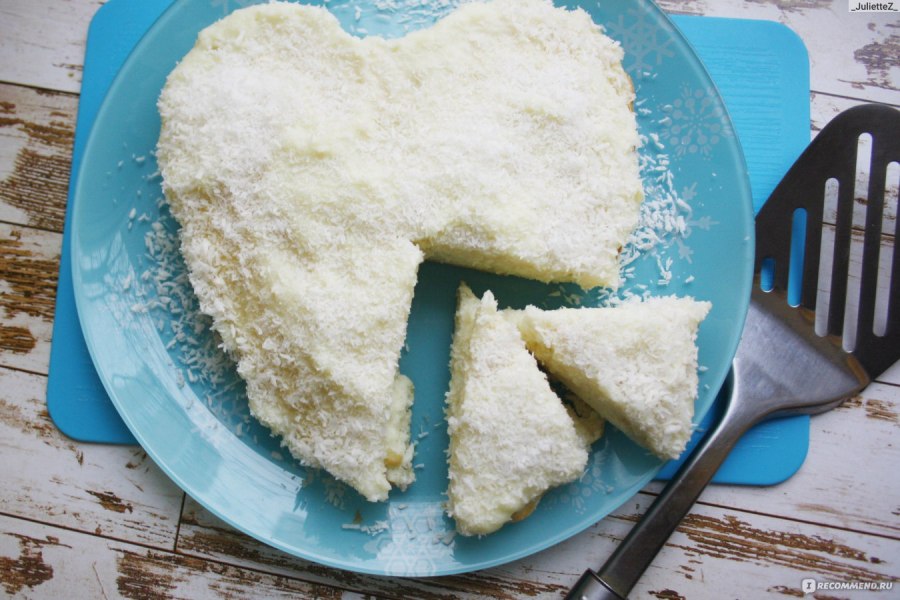 Кокосовая стружка в ложке