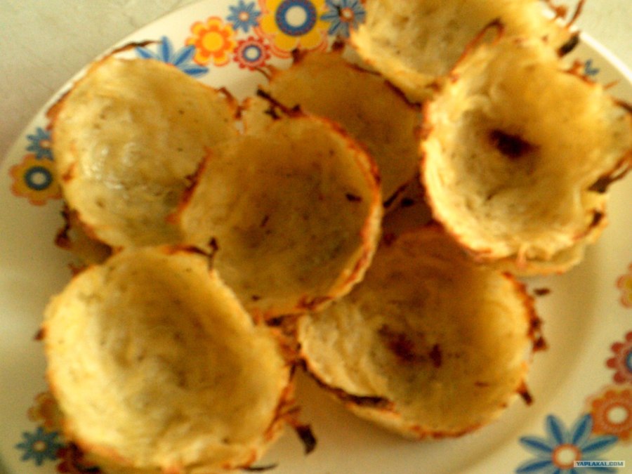 Картофельные корзиночки с начинкой в духовке