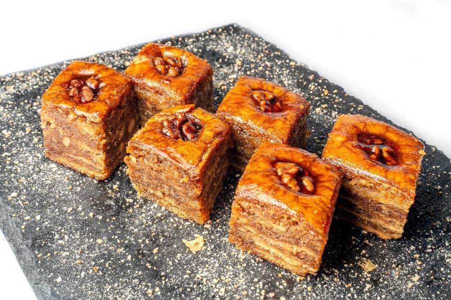 Баклава с фисташками турецкая