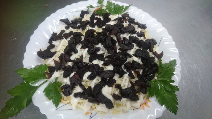 Салат невеста с пекинской капустой