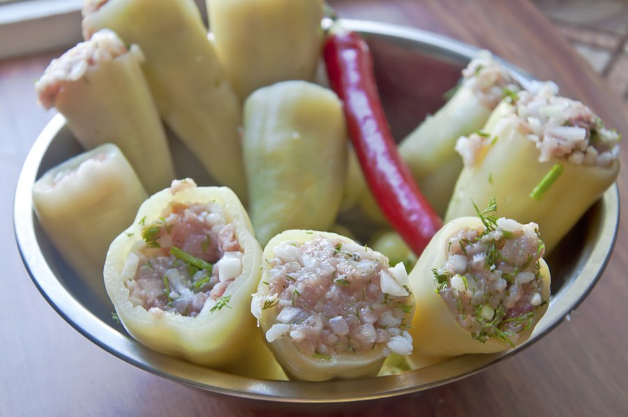 Фаршированные перцы из куриного фарша