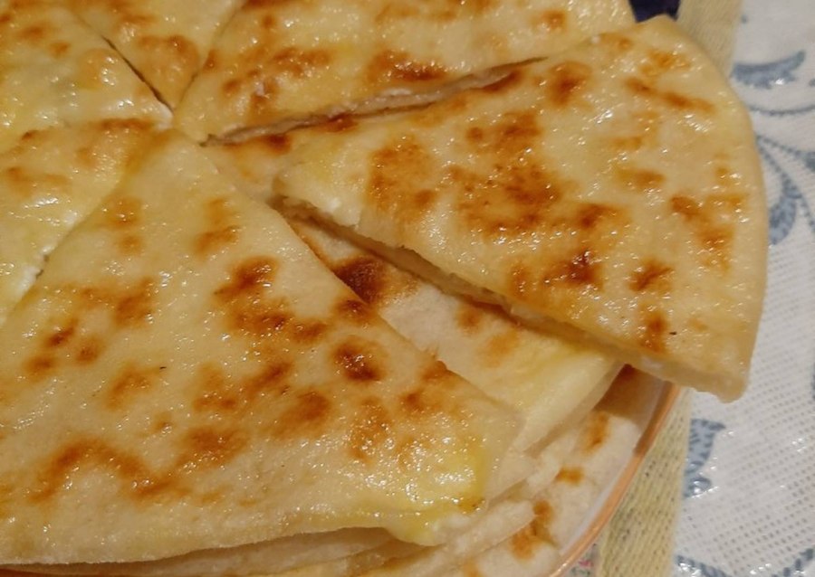 Чуду с творогом и зеленью