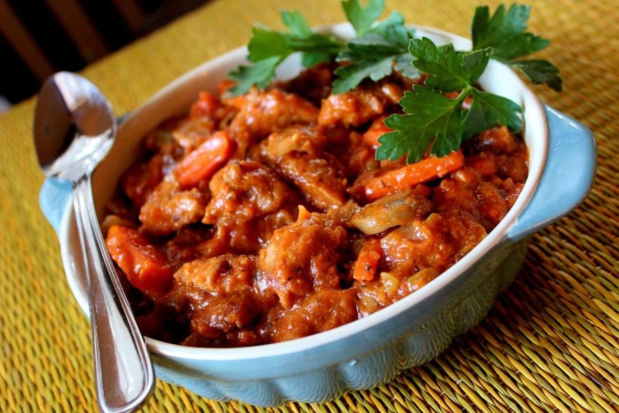 Гуляш с печенью куриной