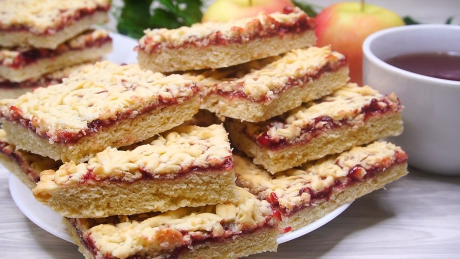 Песочные пироги с вареньем