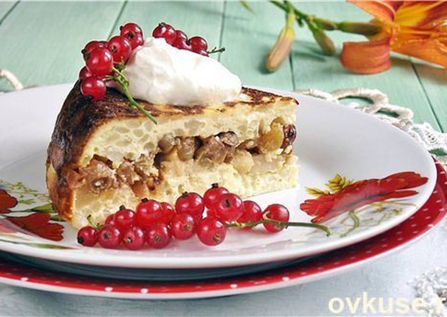 Рисовая запеканка с яблоками