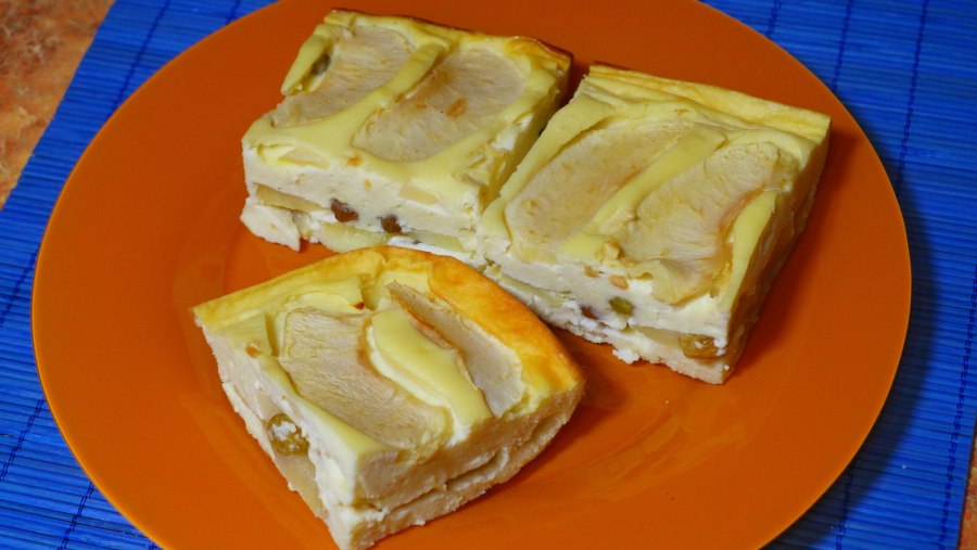 Диетическая запеканка с яблоками