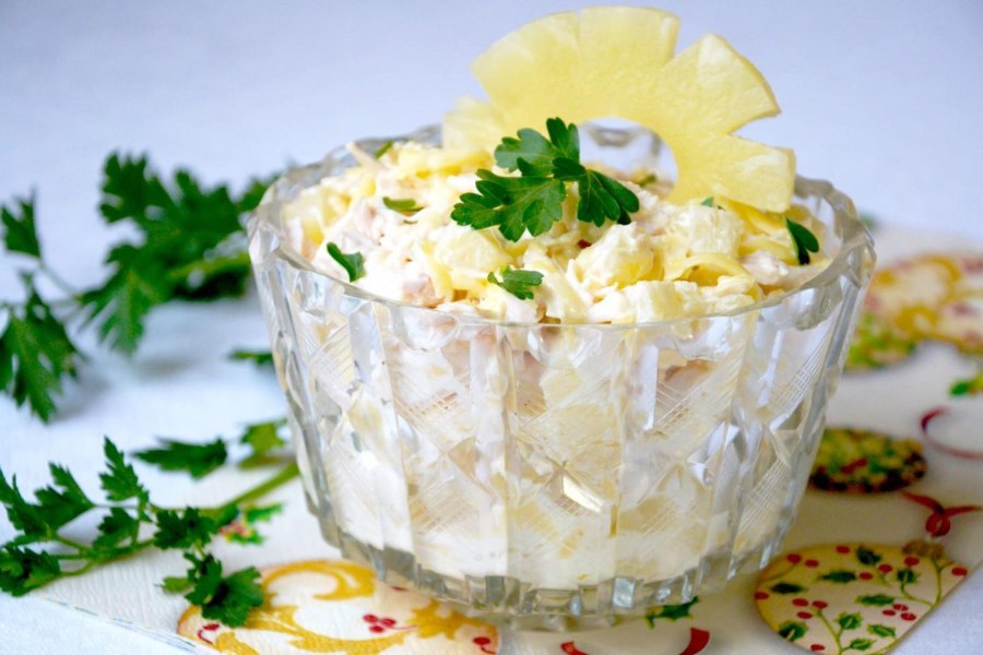 Салат русская красавица с ананасом