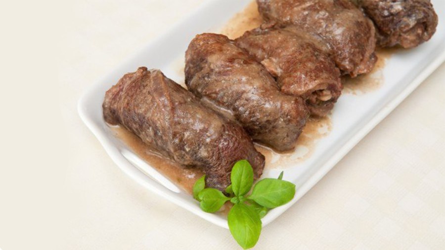 Рулет со шпинатом и грибами