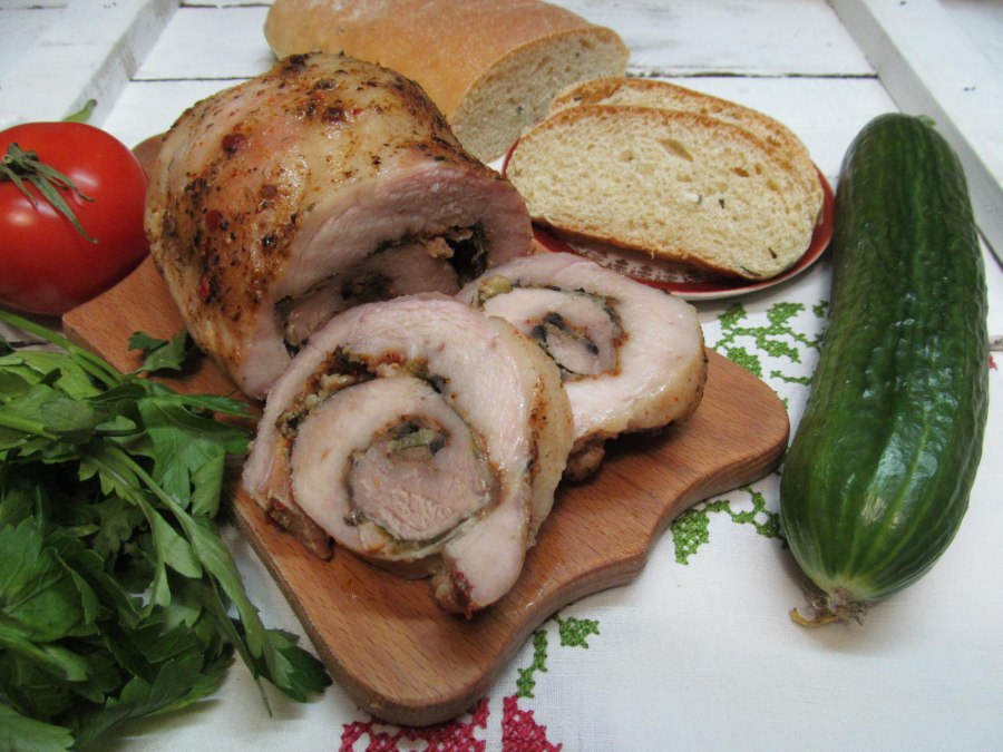 Мясные рулетики с начинкой