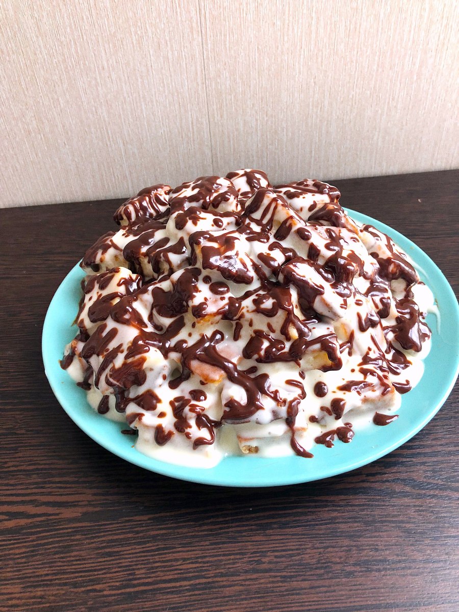 Торт Трухлявый пень с сухофруктами