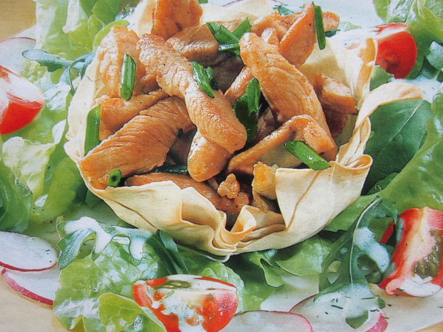 Салат с индейкой