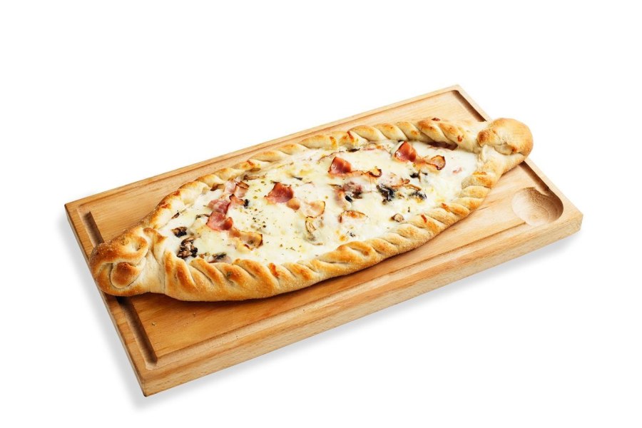 Лодочка с ветчиной и сыром