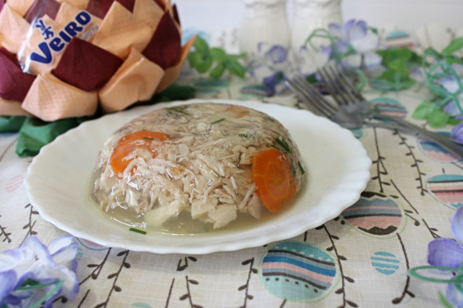 Куриное заливное