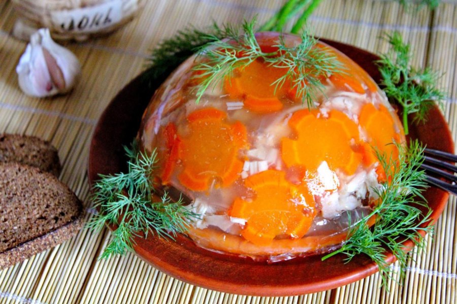 Заливное из курицы