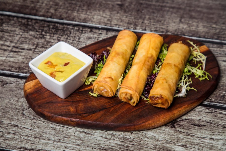 Спринг роллы с уткой и овощами