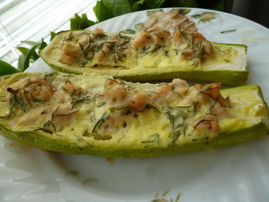 Рулетики из цукини с курицей