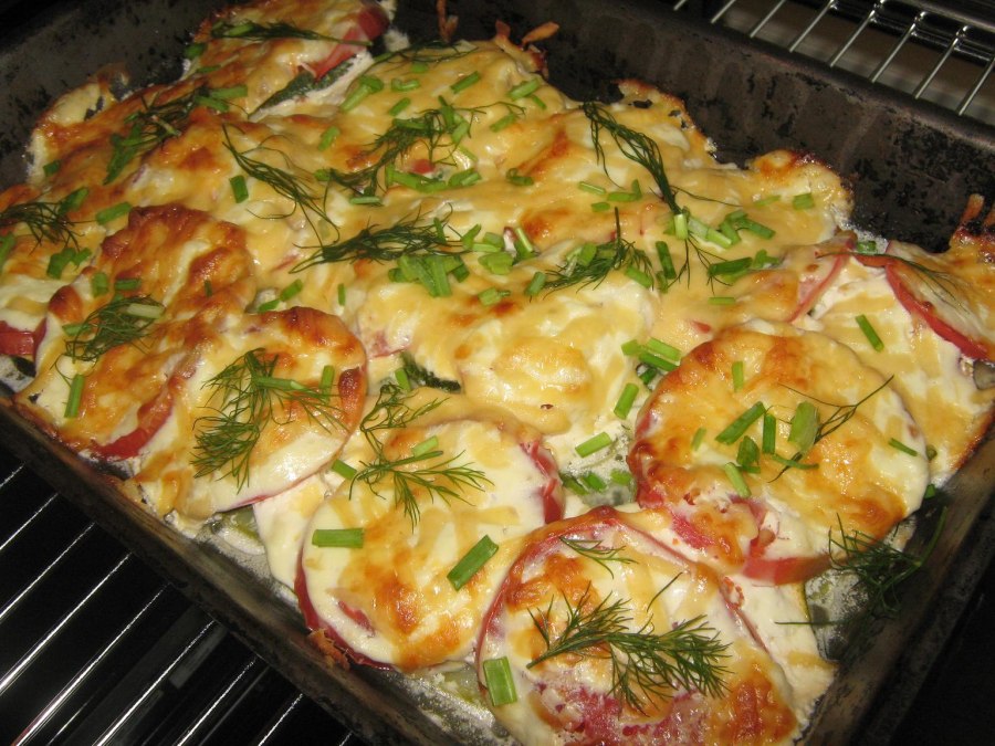 Лодочки из кабачков с курицей