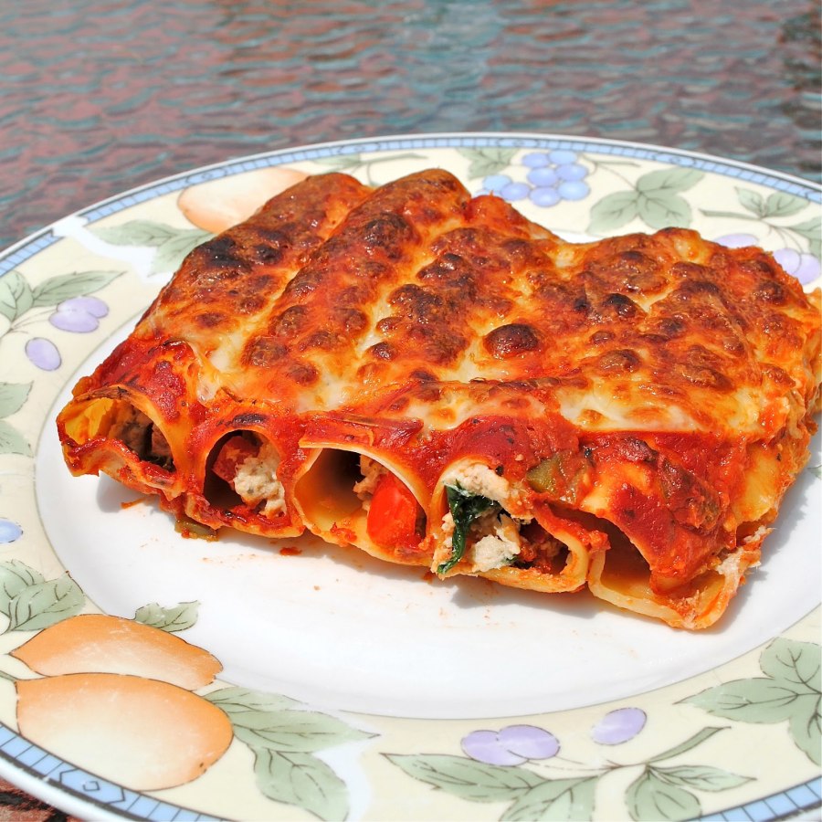 Мясные каннеллони