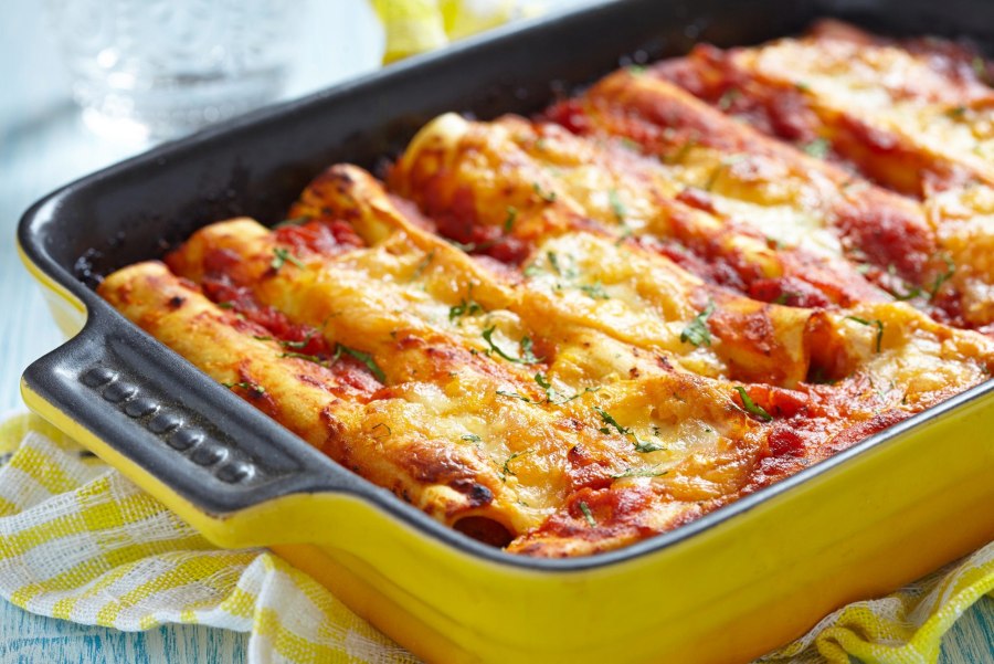Фаршированные макароны каннеллони