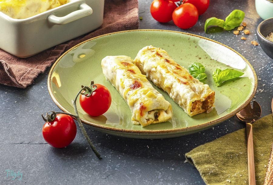 Фаршированные макароны каннеллони
