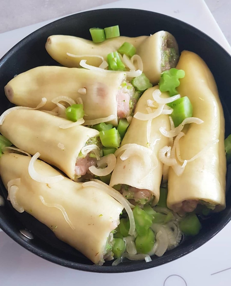 Перец фаршированный курицей и грибами