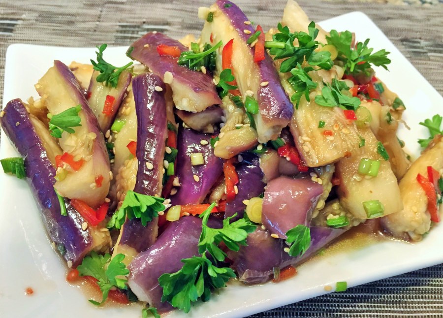 Баклажаны по кубански