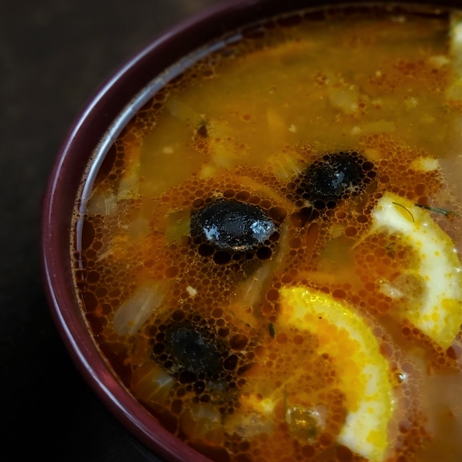 Суп с курицей маслинами лимоном