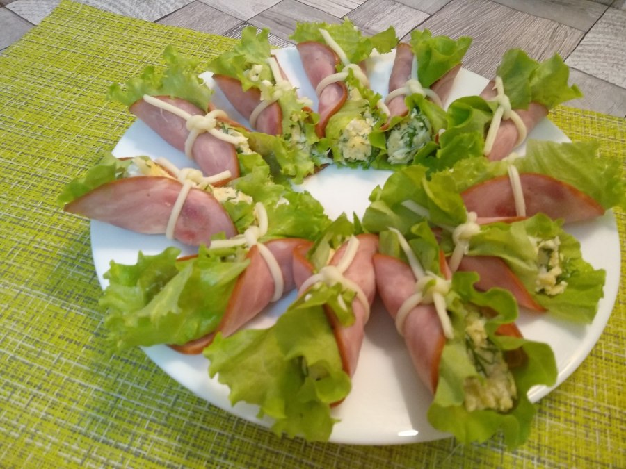Закуска ветчинные рулетики