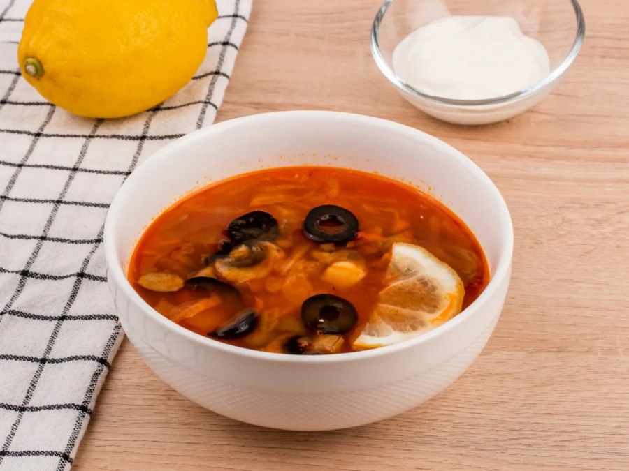 Солянка грибная сборная