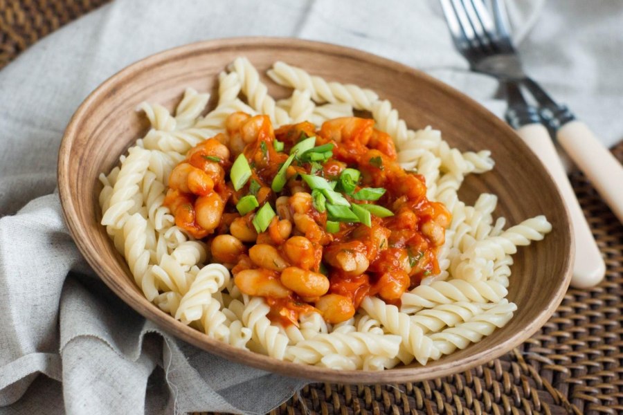 Макароны с фасолью консервированной