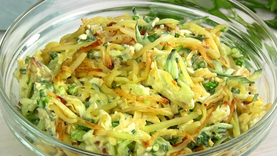 Салат Диер с жареной картошкой
