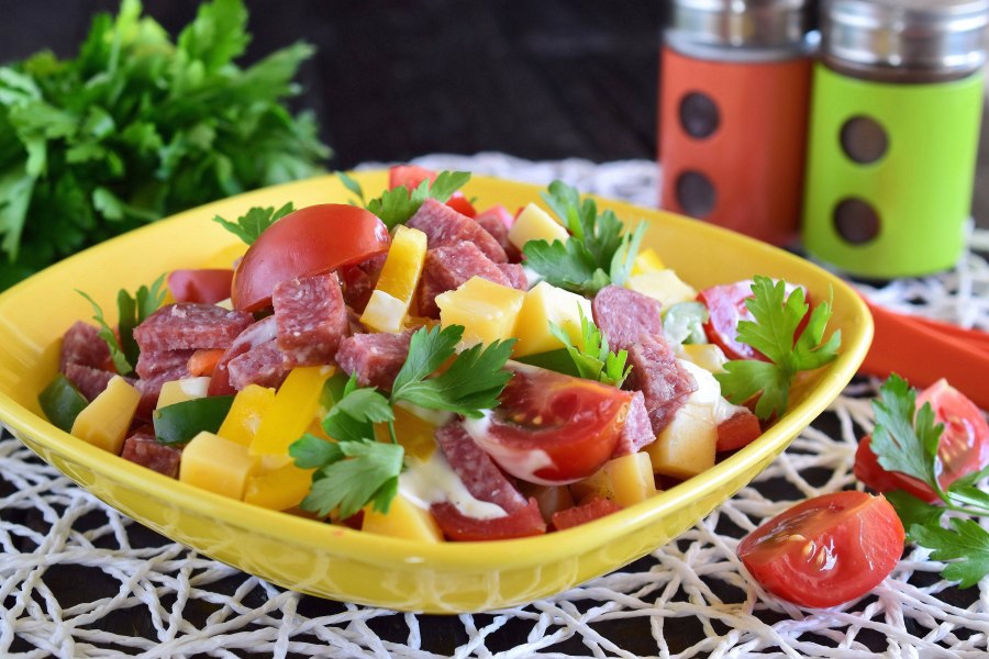 Цезарь с куриной грудкой гриль