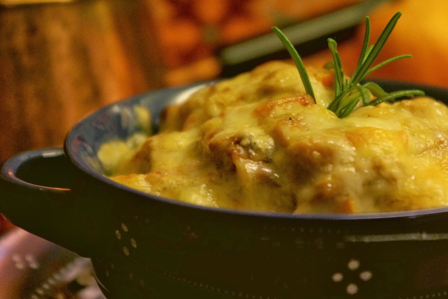 Соус с мукой и сметаной