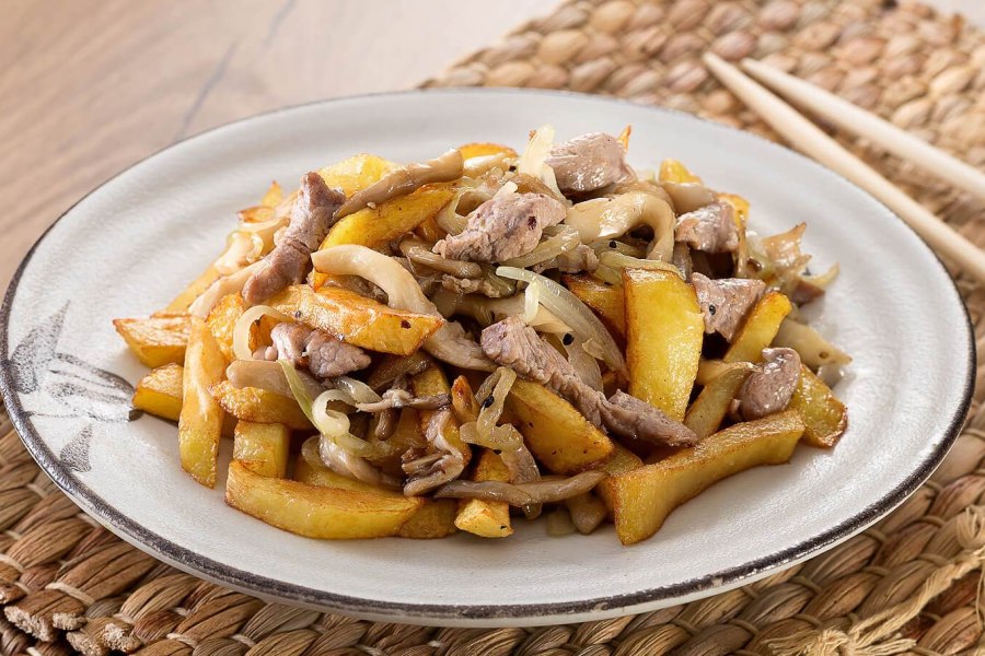 Салат с языком и грибами