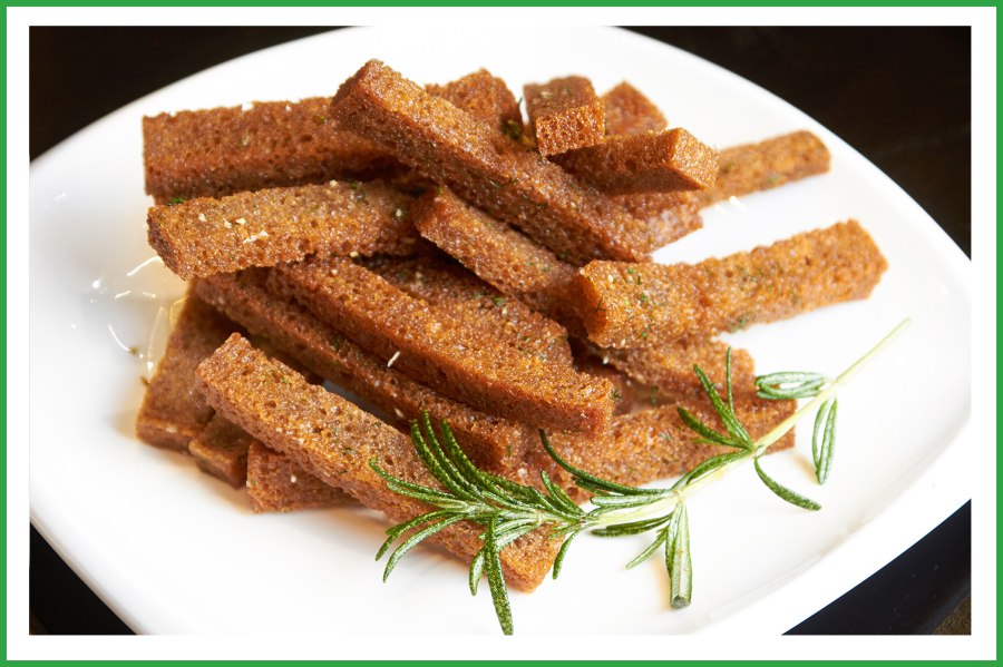 Гренки из белого хлеба с яйцом и молоком