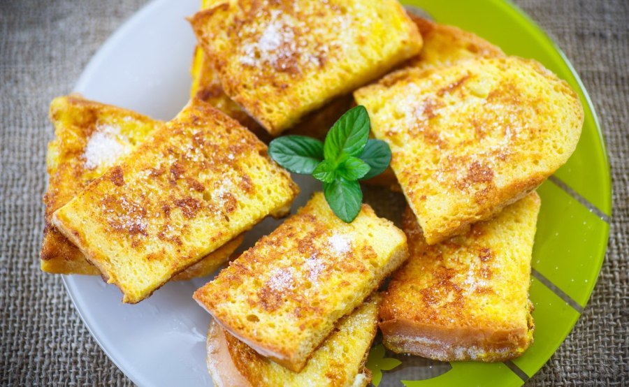 Гренки с яйцом