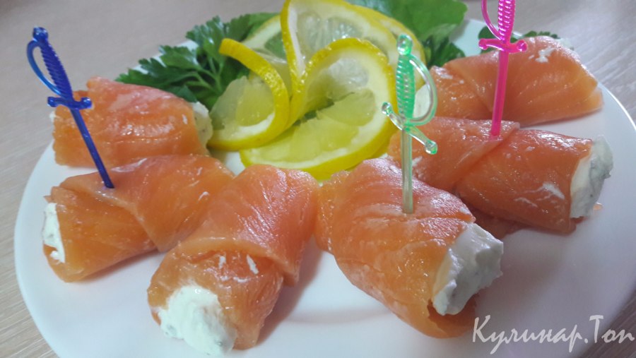 Рулетики из красной рыбы