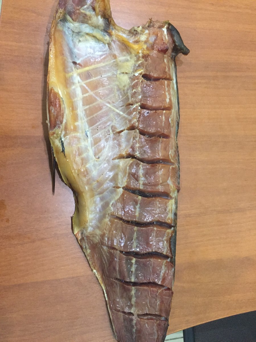 Нарезка балыка из жереха