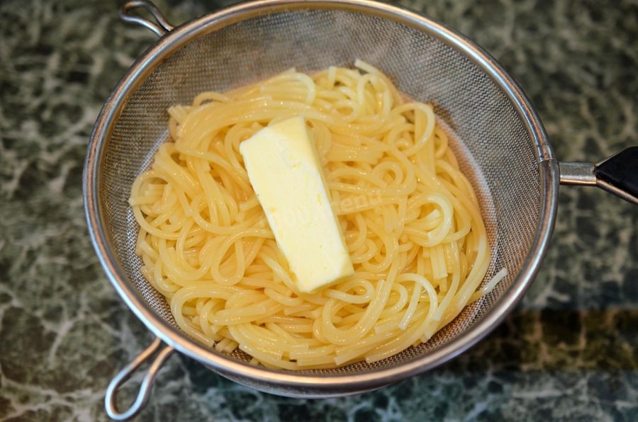 Лапша с маслом