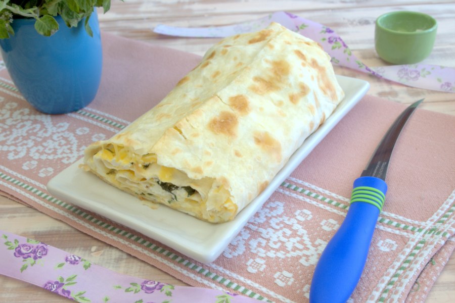 Сырный пирог из лаваша в духовке