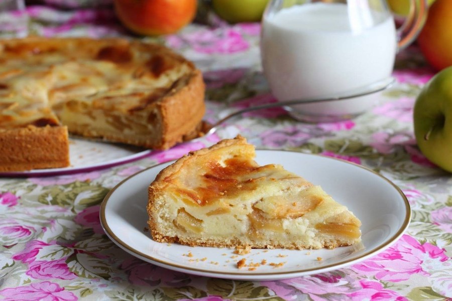 Пирог шарлотка Цветаевский