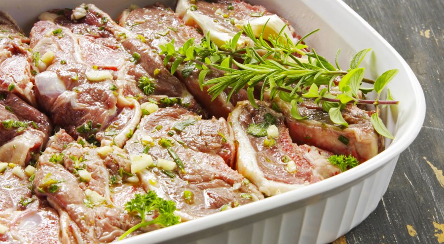 Куски мяса для шашлыка