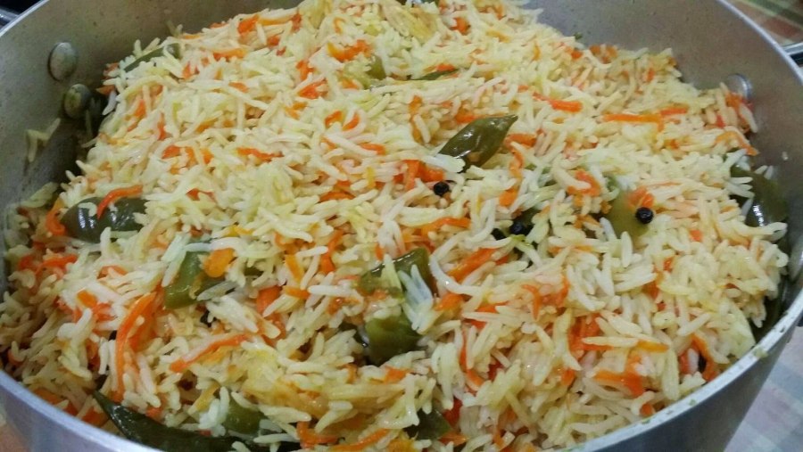 Фрайд Райс с яйцом и овощами