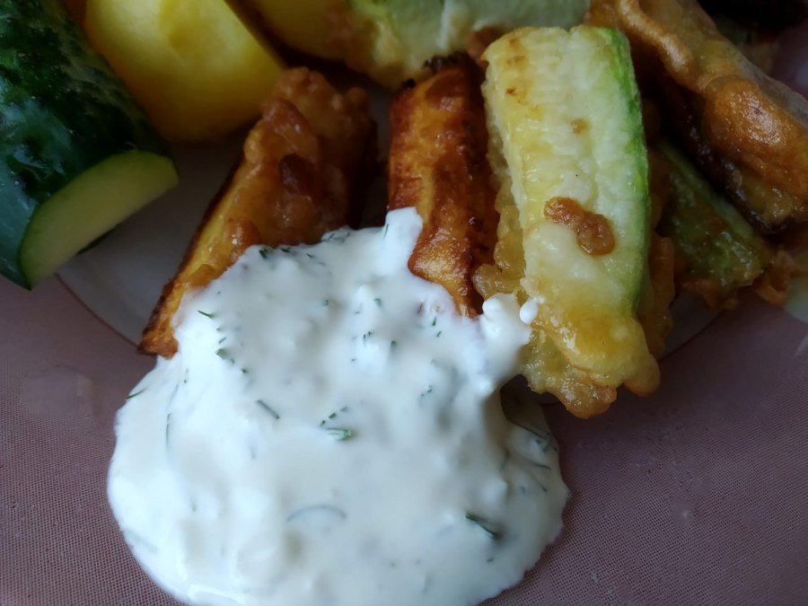 Кабачковые палочки в сырном кляре